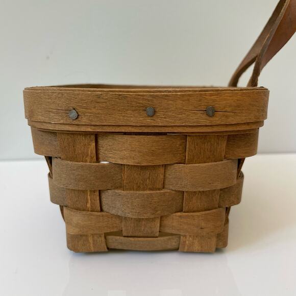 VTG Longaberger Small Key Basket With Liner Signed Dated 1985 Handmade USA Woven - Picture 9 of 13